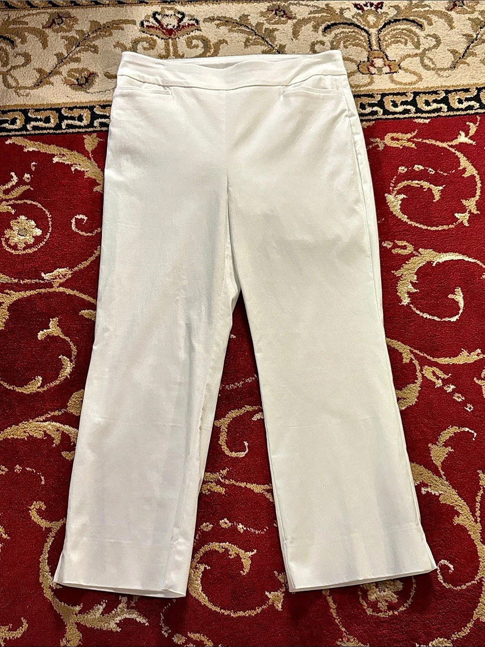 Chico's Brigitte Crop Flare Pants White Size 1.5R